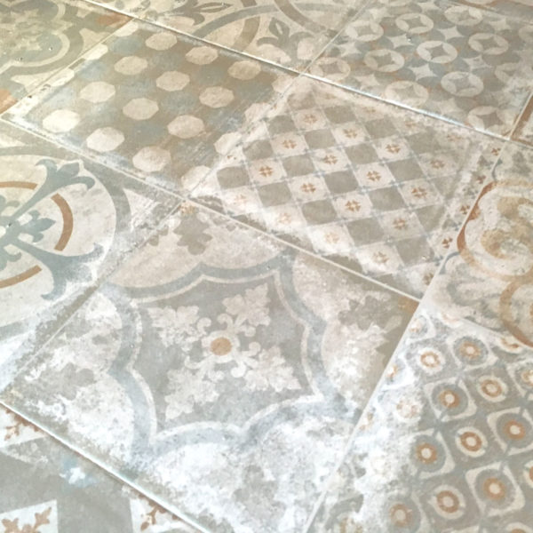 Reforma integral, Bellever de Cerdanya. Cerámica retro hidráulica