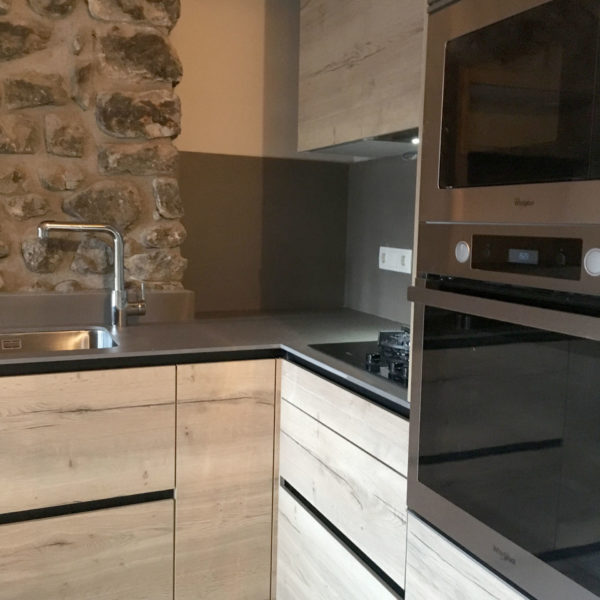 Reforma integral, Bellever de Cerdanya. Mobiliario de cocina SANTOS